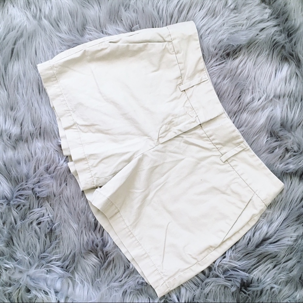 EUC Loft Riviera Shorts in Khaki - Size 4